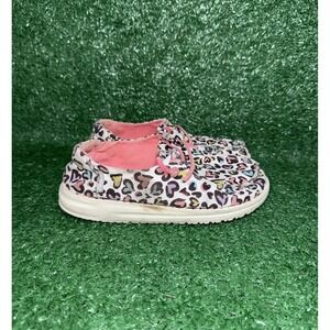 Hey Dude Wendy Youth White Pink Leopard Girls Size TD 12 Toddler Walking Shoes